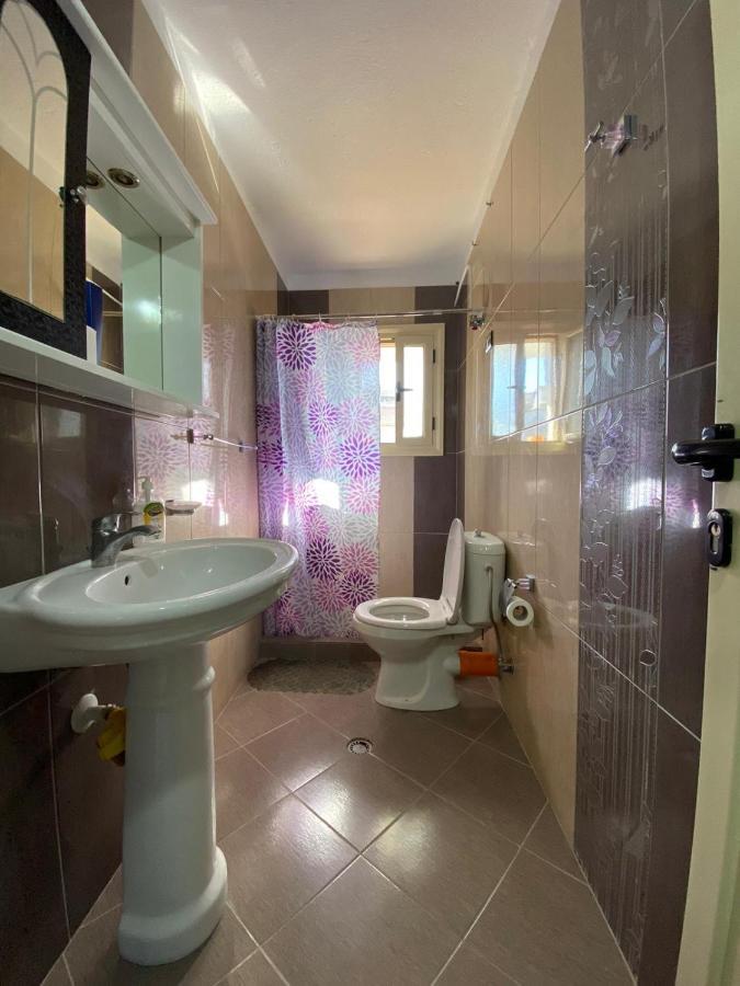 88 Apartment Himare Buitenkant foto