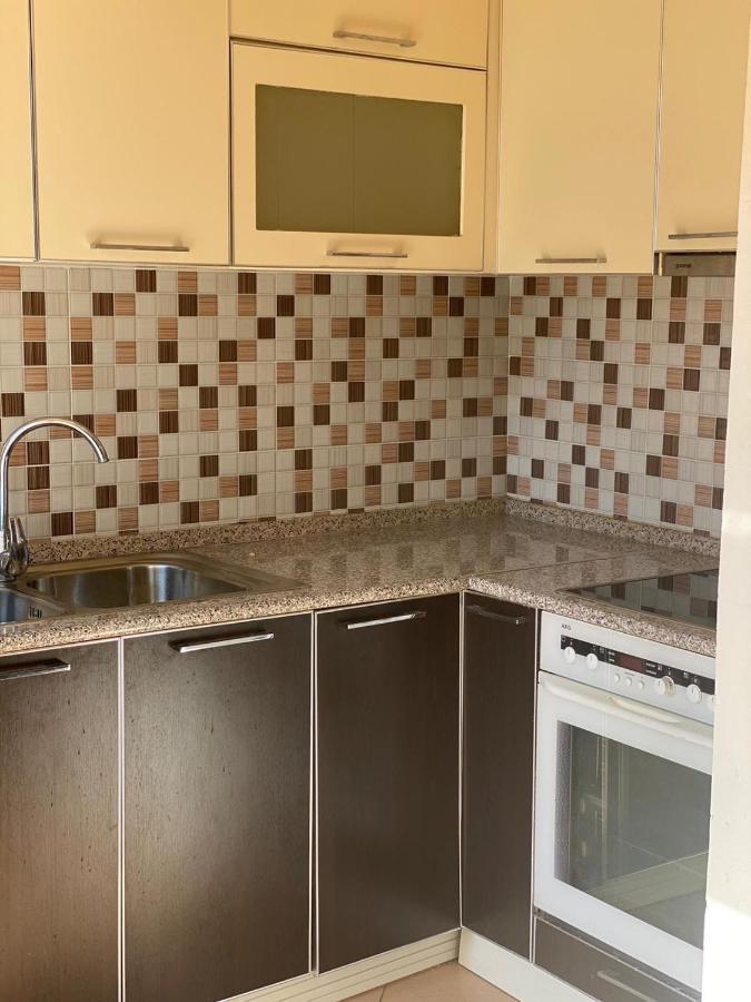 88 Apartment Himare Buitenkant foto