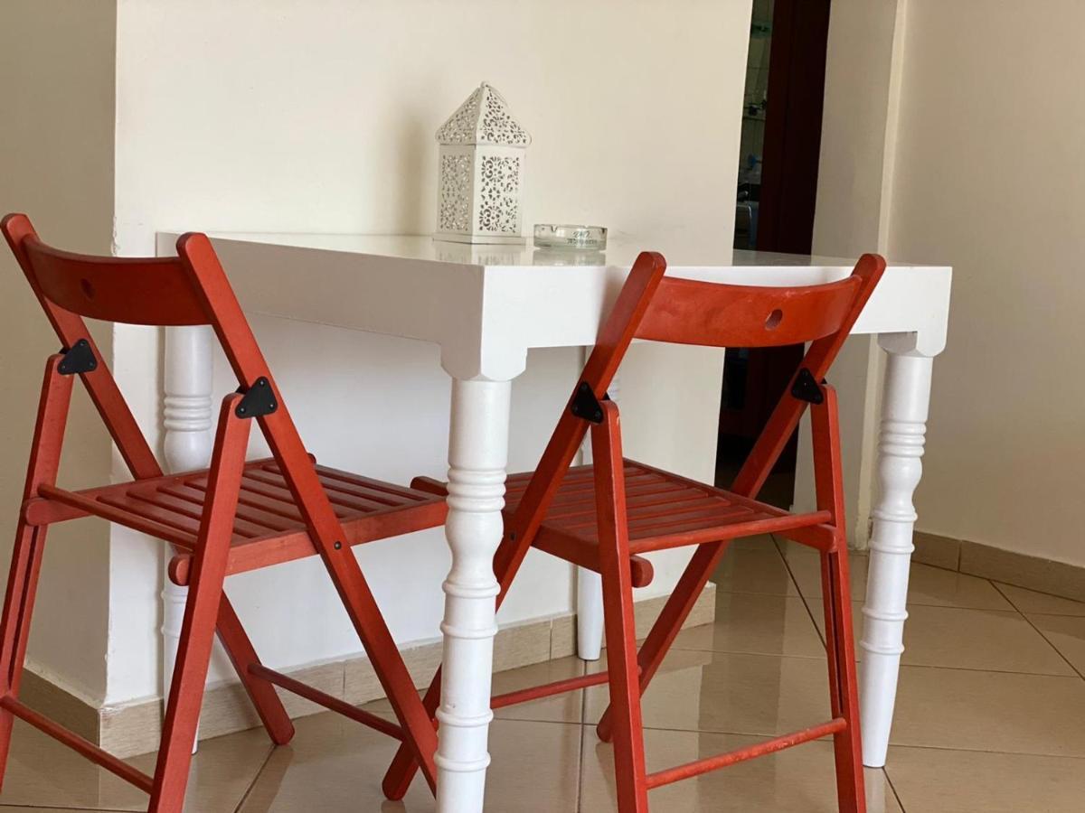 88 Apartment Himare Buitenkant foto